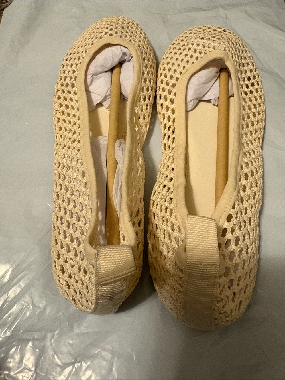 Abercrombie & Fitch Cream Knit Ballet Flat - Picture 4 of 5